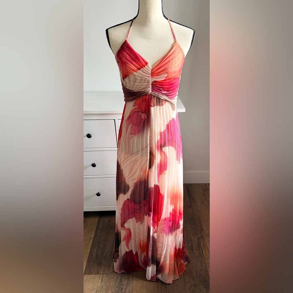 EXPRESS - Maxi Dress in Pink & Coral